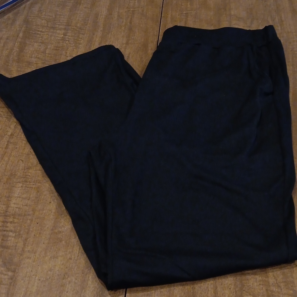 Black pants, size 1x
